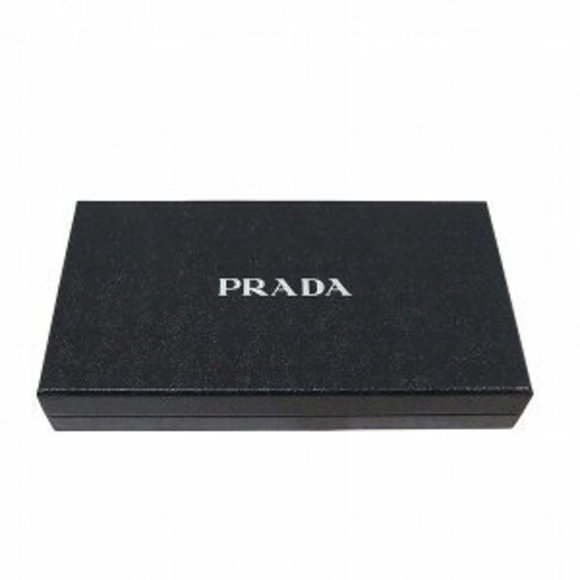Prada Wallet Zip Long Quilted - Picture 5 of 8